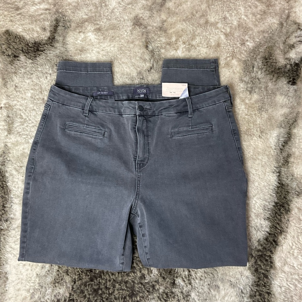 NYDJ Grey AMI Skinny Jeans sz 18W NWT